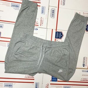 Nike Joggers Slim Fit Size Large